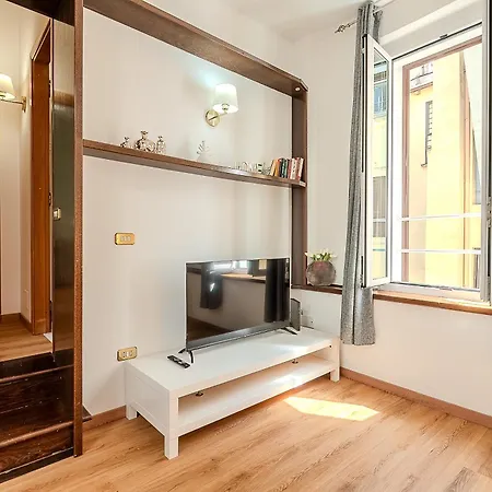 Apartment Frattina Sky Spanish Steps *