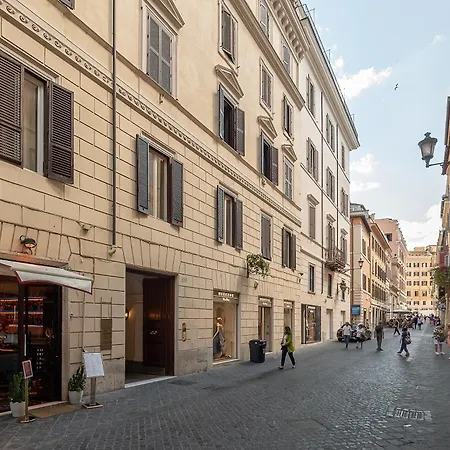 Frattina Sky Spanish Steps Apartment